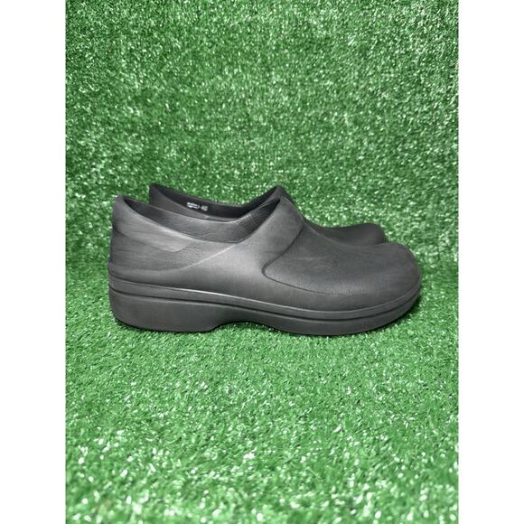Crocs Neria Pro II 205384 Womens Size 10 Black Comfort Non Slip Work Clogs Shoes - Picture 1 of 9